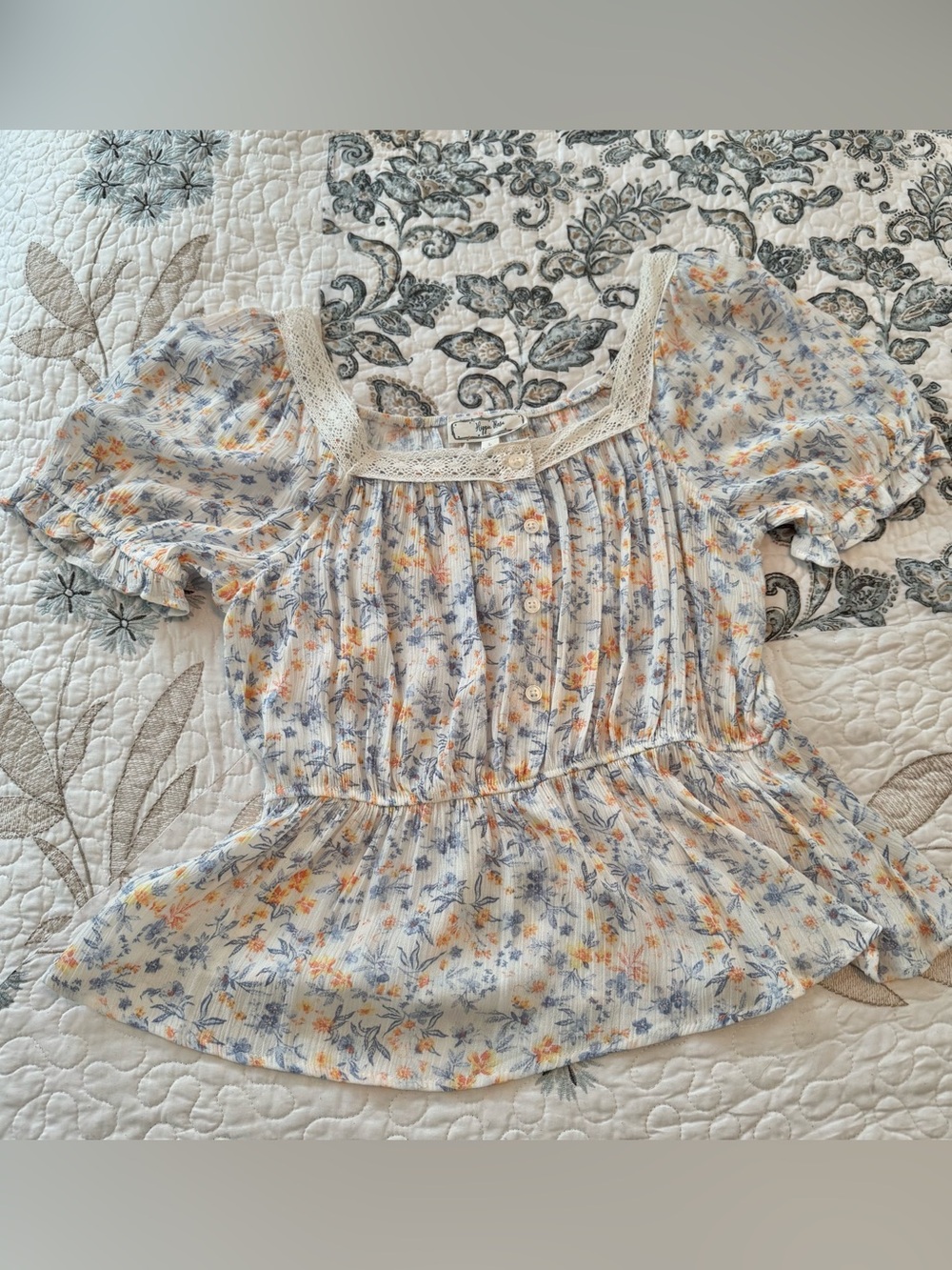 Hippie Rose blouse top size large